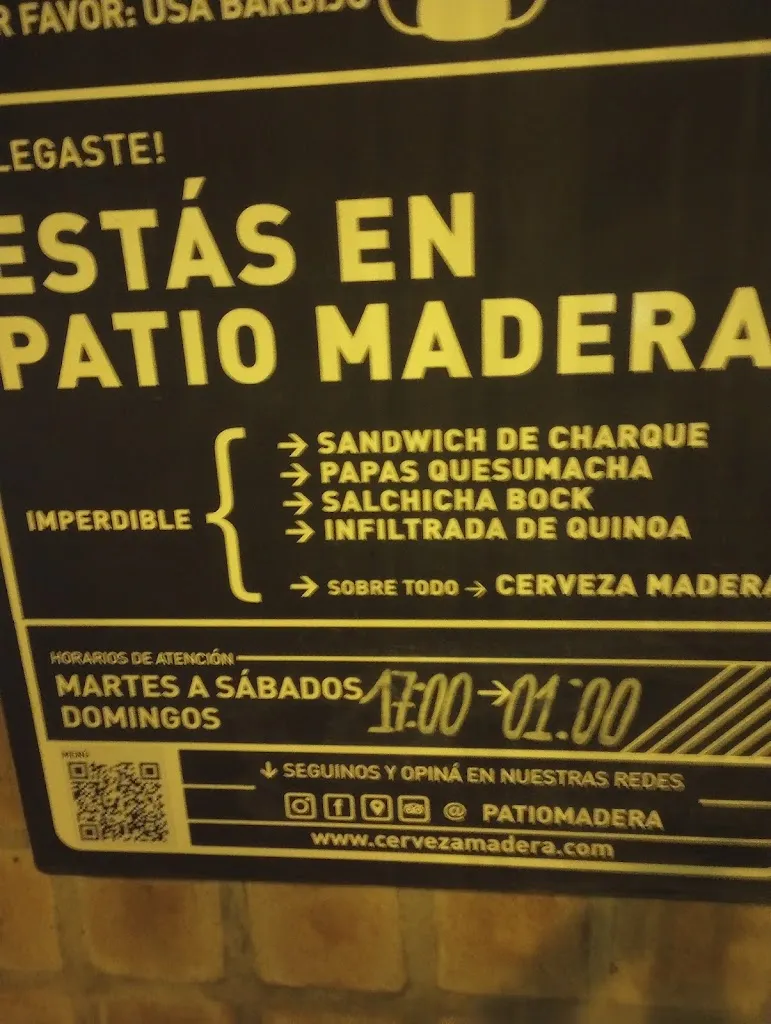 Mary Messman_PATIO MADERA - URBARI_Santa Cruz de la Sierra_review