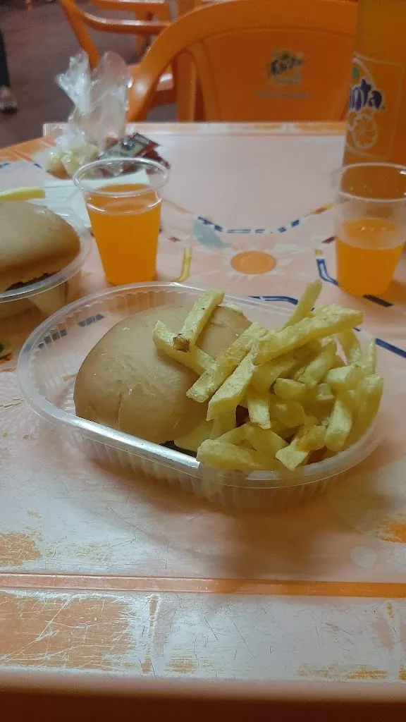 Menu_Happy Burger_Santa Cruz de la Sierra_immagine_3