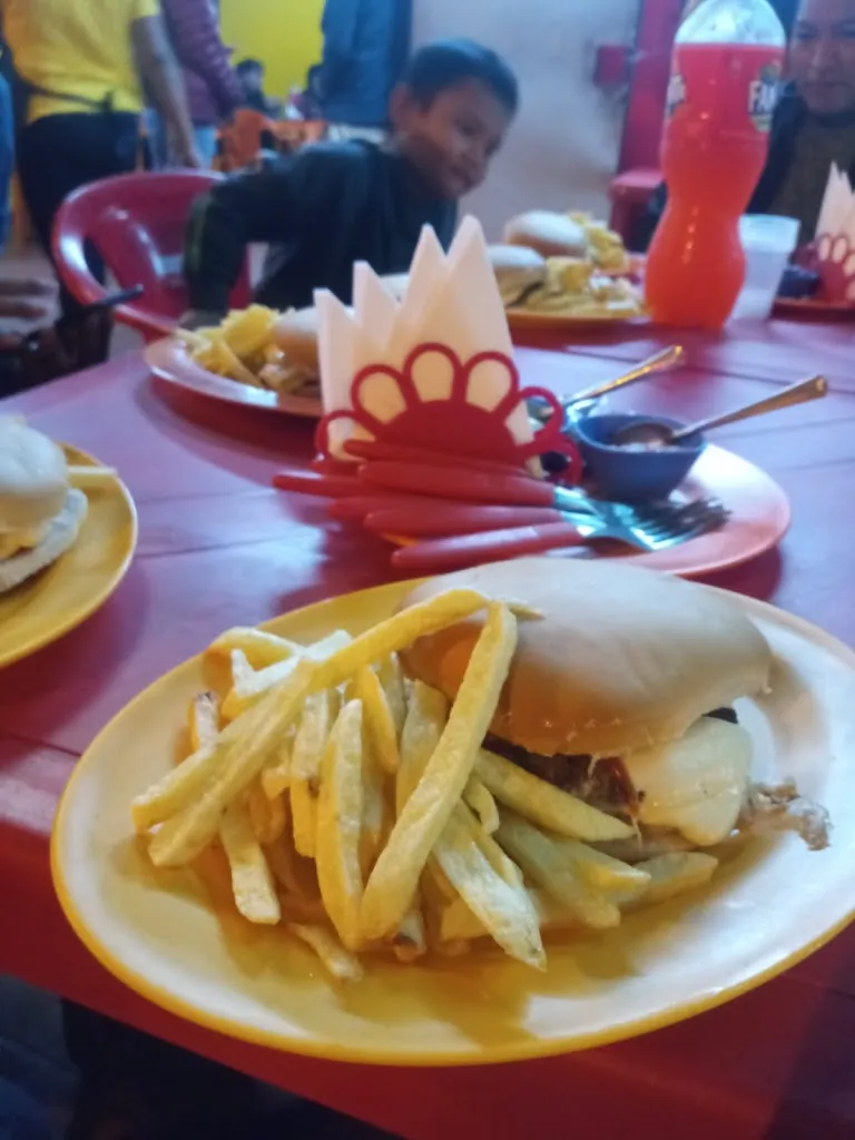 Happy Burger_Santa Cruz de la Sierra_slider_image_2