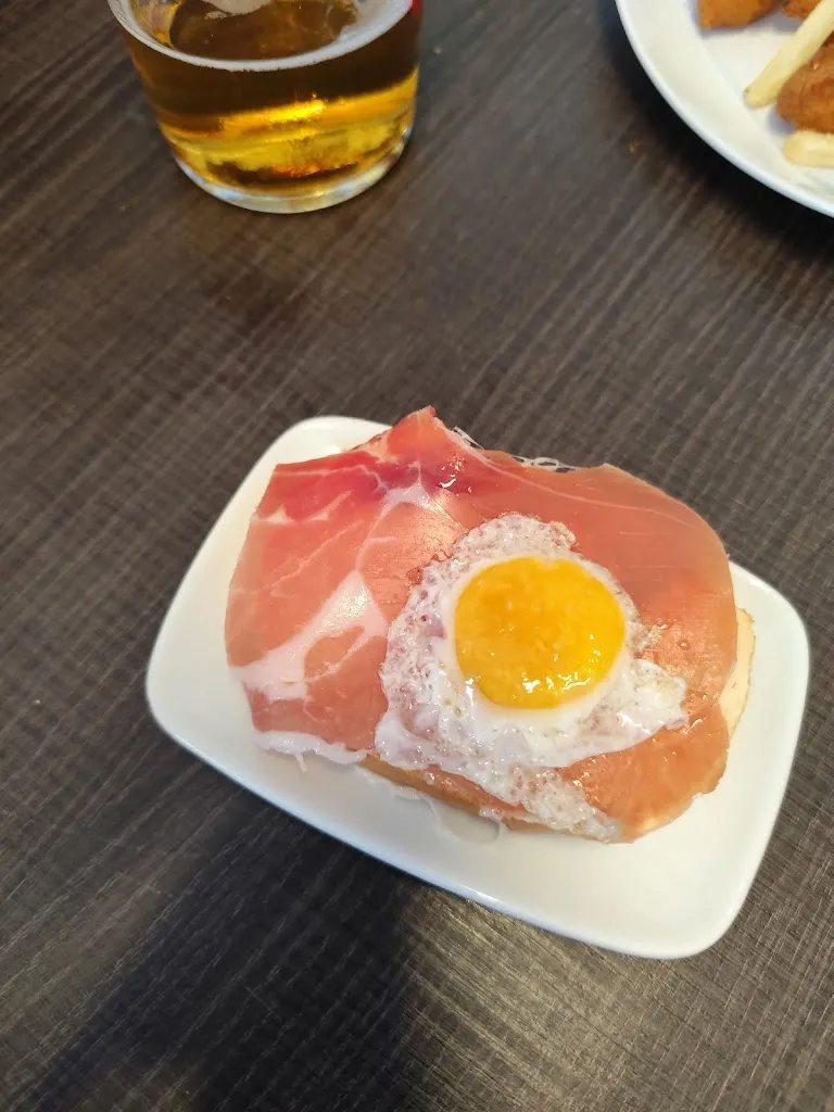 Menu_Bar Cuatro Calles_Alcalá del Valle_image_6