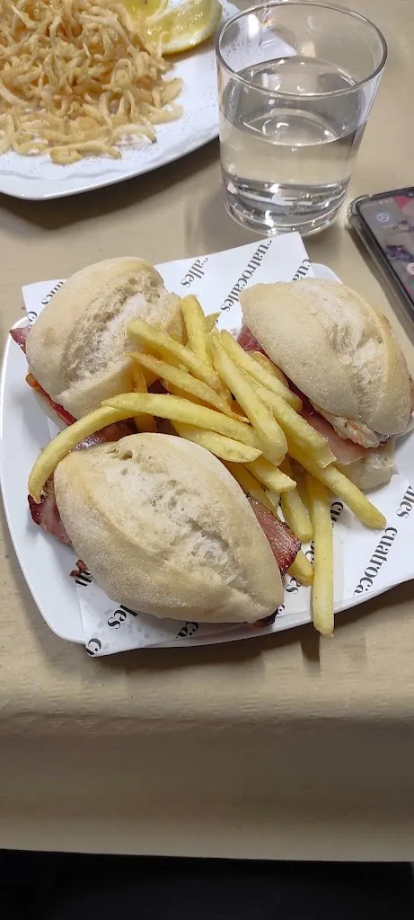 DrianGoku84_Bar Cuatro Calles_Alcalá del Valle_review