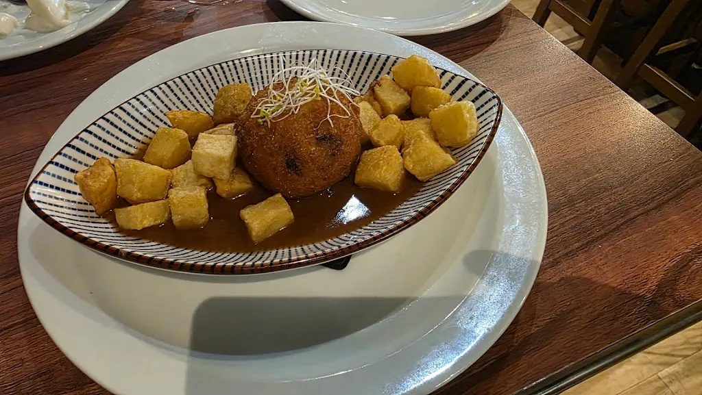 Topher N_Taberna Gaztelupe_Zorita_review