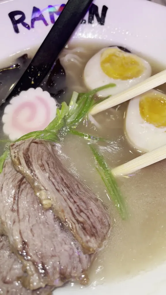 Hello Sushi Ramen_Zorita_slider_image_2