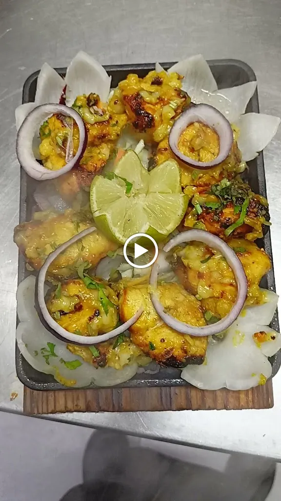 Kathmandu Fusión Nepali / Hindu Restaurant_Zorita_slider_image_2