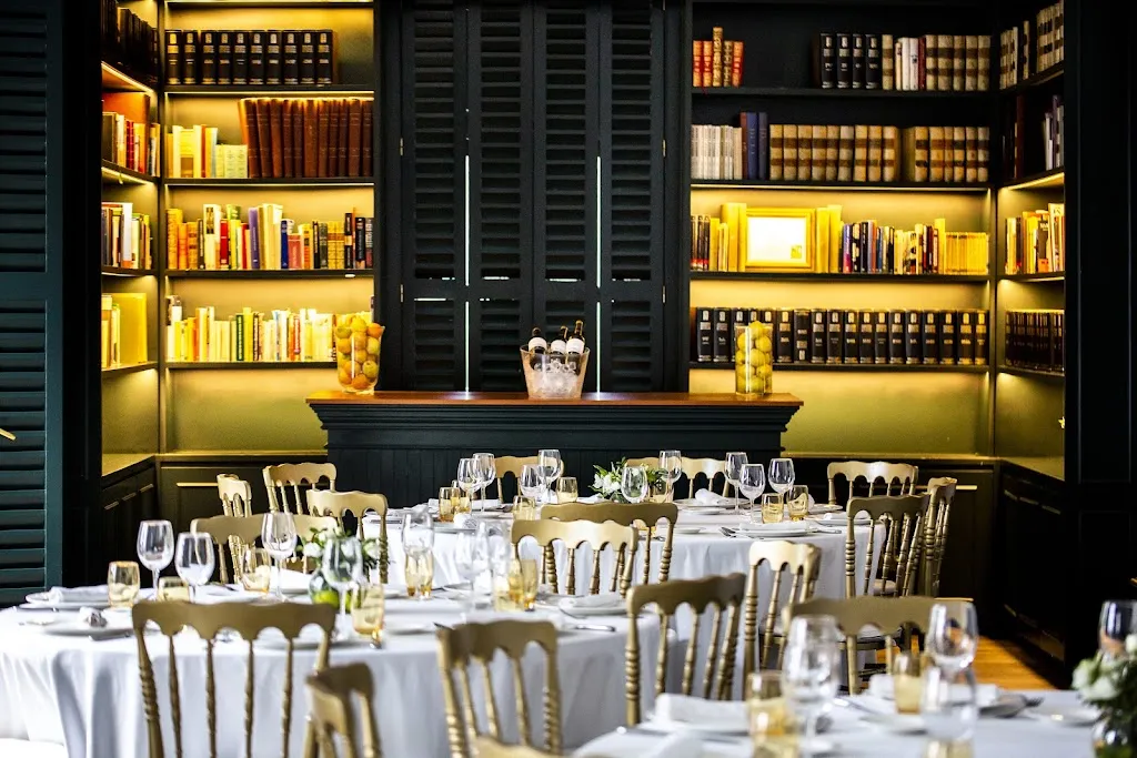 Warehouse@TheHClub_Zorita_slider_image_1