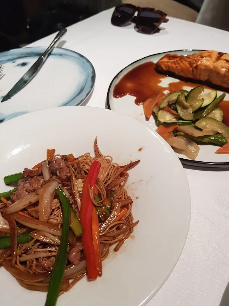 Michelle Theodore_Restaurante The One_Zorita_review