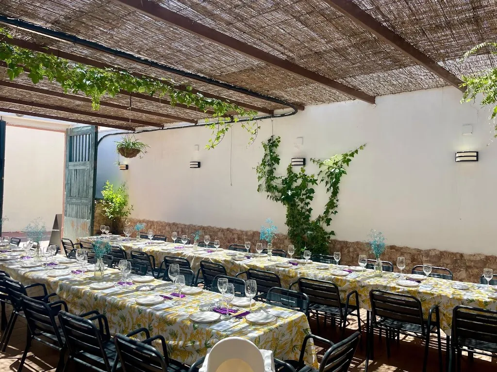 Restaurante “El Cañizo de Carmen”_Bonete_slider_image_1