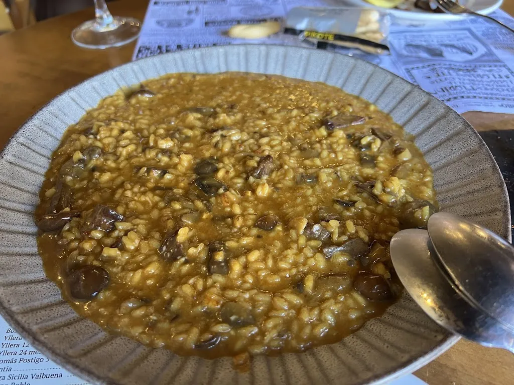 Valerio D'Alessio_Bodeguita La Ibérica_Barrios Los_review