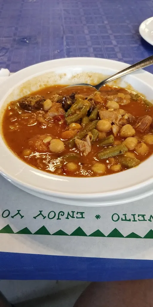 Holland Yachting _Las Salinas_Barrios Los_review