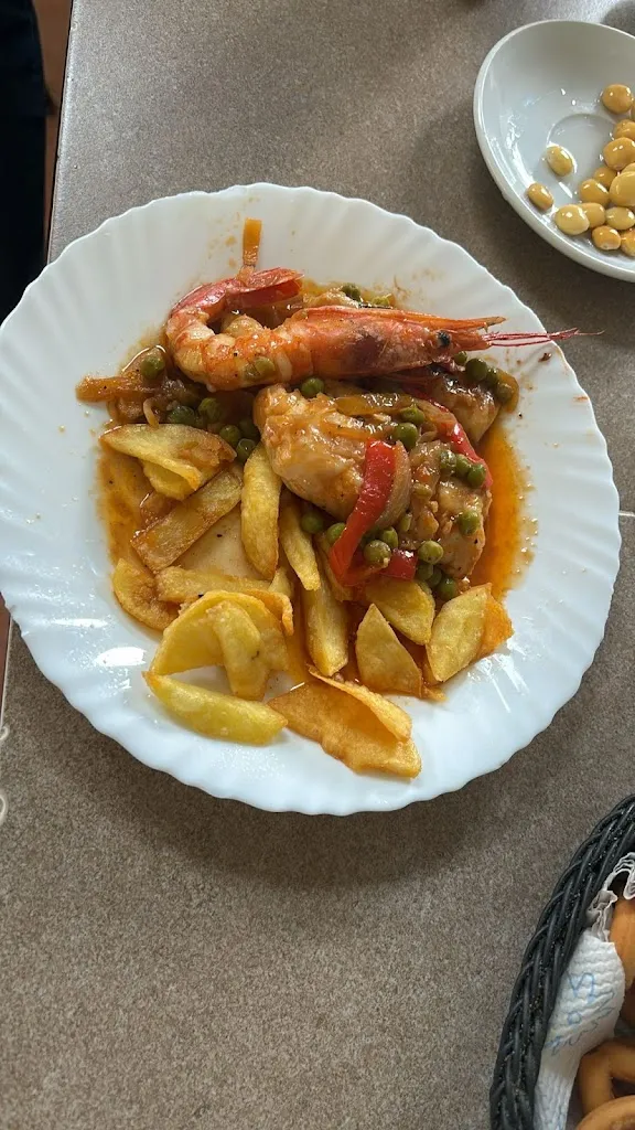 Oscar Jose Tavio Cruz_Chiringo Mirian_Algodonales_review