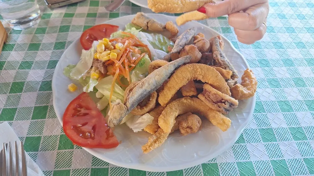 Pantea Eugen-Alexandru_Meson Oñate_Algodonales_recensione