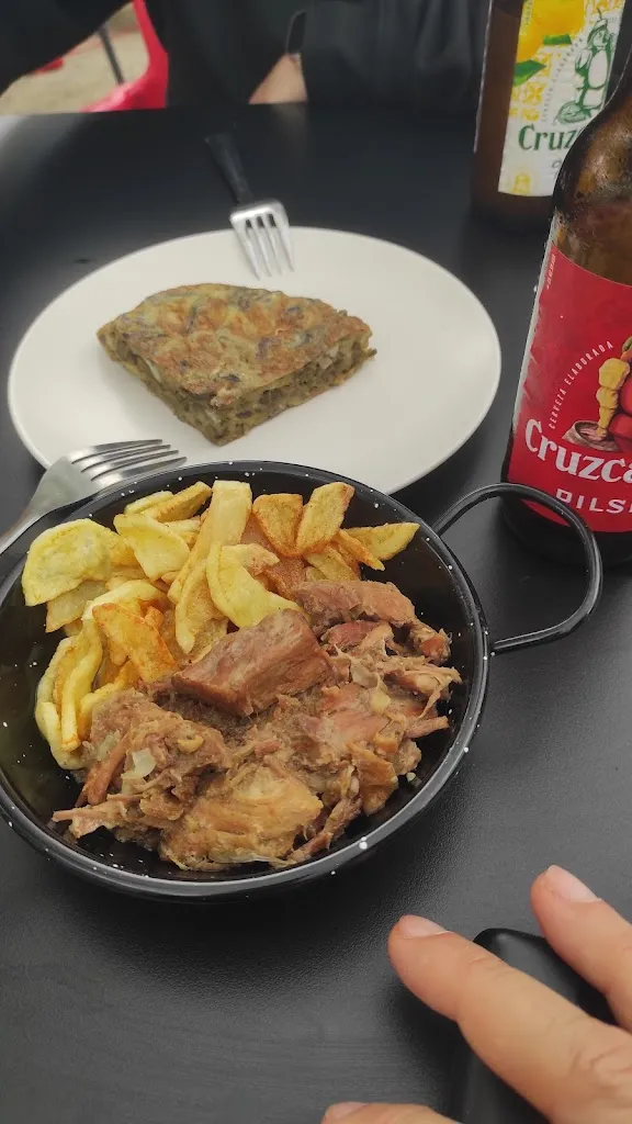 Javier Flores_Hnos Mangana Macias_Benaocaz_review