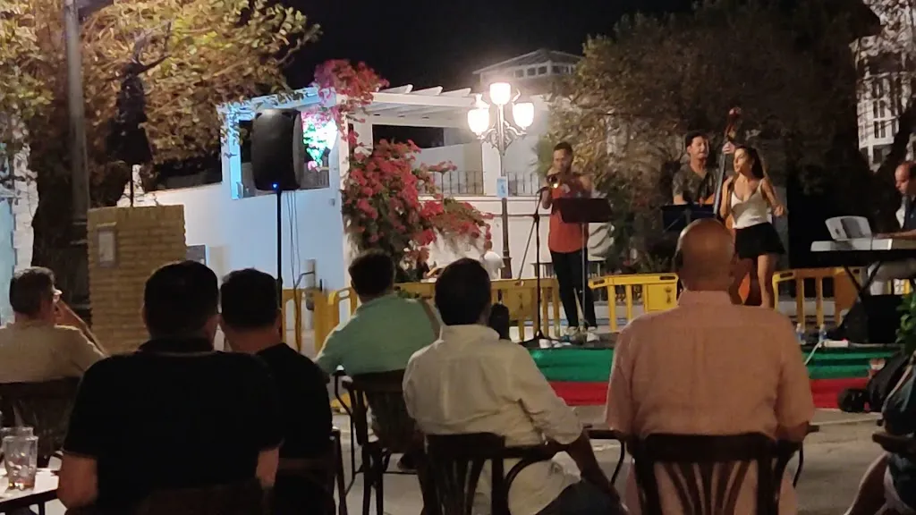 Restaurante Bar El Tato_Benalup-Casas Viejas_slider_image_2