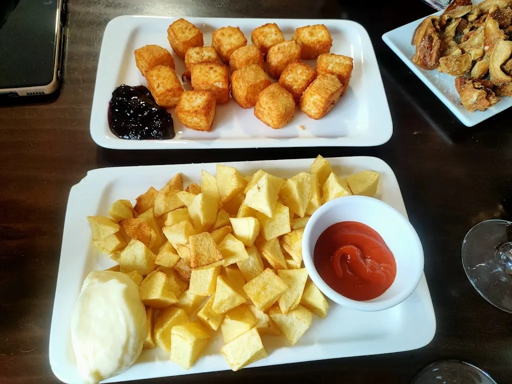 Bar TAPERÍA PICAYO._Bogarra_slider_image_3