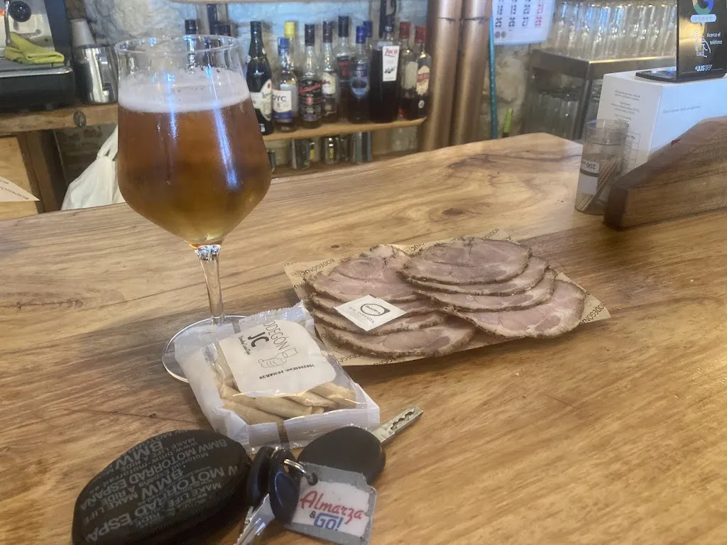 BODEGÓN J.C._Benalup-Casas Viejas_slider_image_3