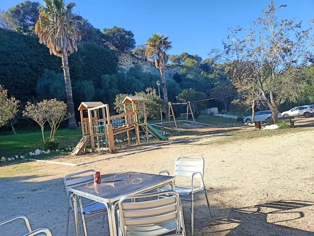 Mariana Diaz_El Merendero_Benalup-Casas Viejas_review