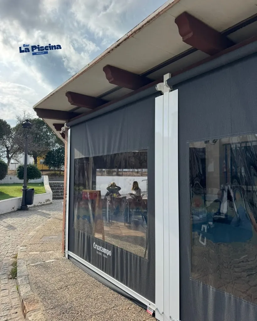 Bar La Piscina Benalup restaurant in Benalup-Casas Viejas