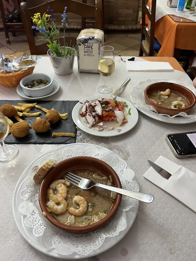 Nikolay Volkov_Bar Restaurante Cabrales_Benalup-Casas Viejas_review