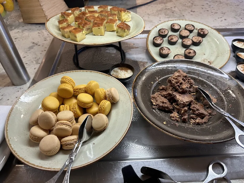 Restaurante Los Acebuches_Benalup-Casas Viejas_slider_image_3