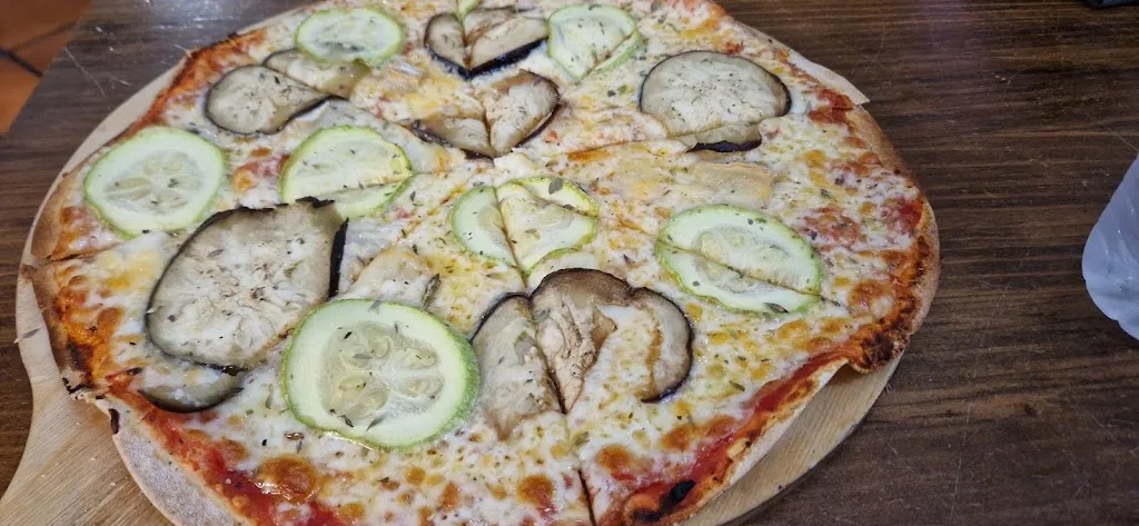 Menu_Pizzeria La Bodeguita_Benalup-Casas Viejas_image_9