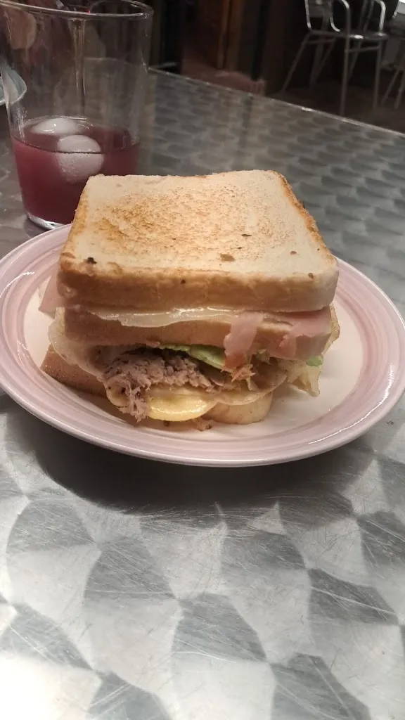 Pizzeria La Bodeguita_Benalup-Casas Viejas_slider_image_3