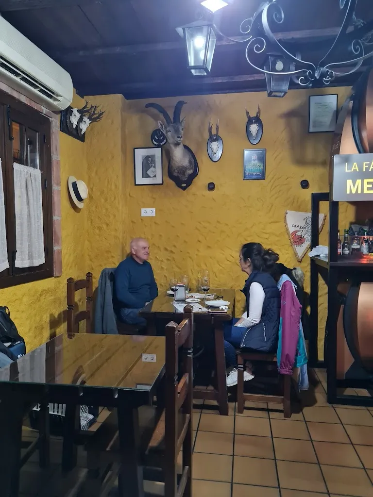 Annabelle Codali_Mesón El Duque_Bosque El_review