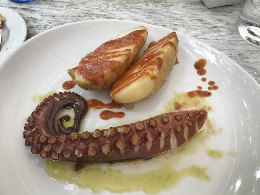 Gavin Russell_Bar Restaurante Los Remedios_Algeciras_review