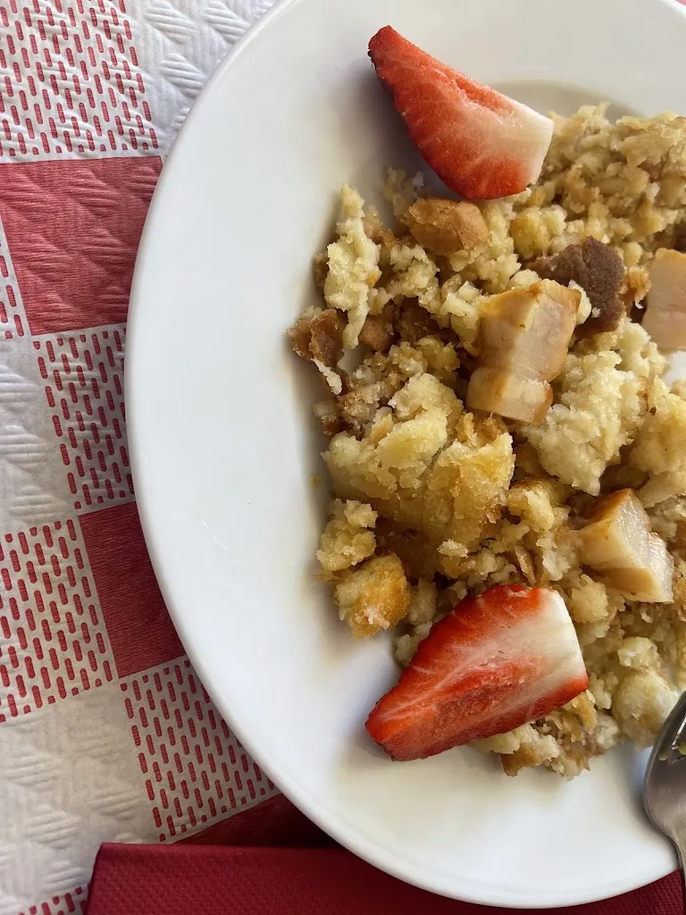 María M.G_Bar Mesón El Cazador_Bogarra_review