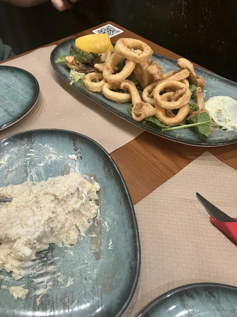 Toubi Selloua_Baires Tapas_Algeciras_review