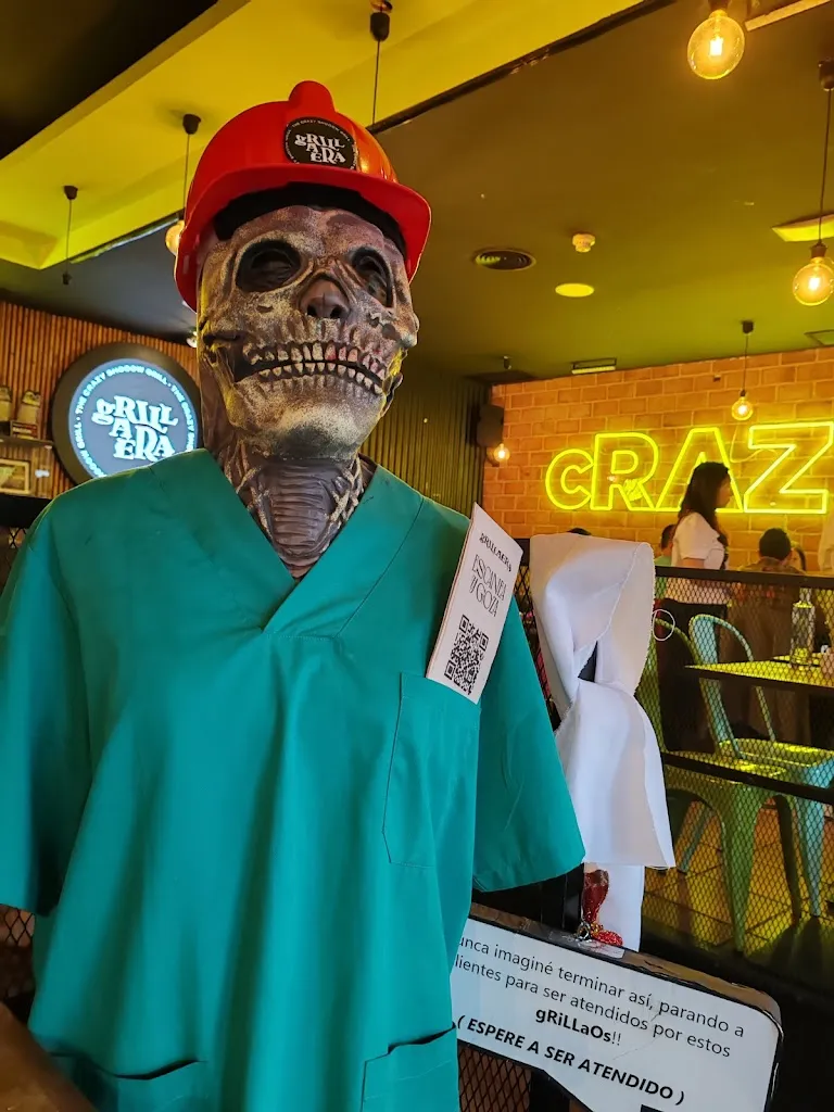 Athanasia Nika_Grillaera Burger_Algeciras_review