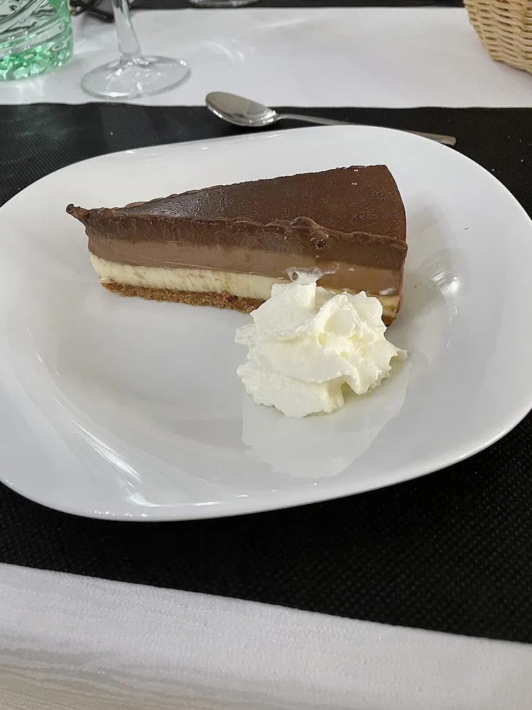 Raya Petkova_Hostal-Restaurante El Puchero_Bonillo El_review