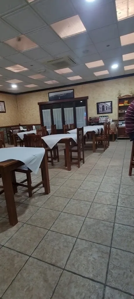 Restaurante el Campeon_Bornos_slider_image_3