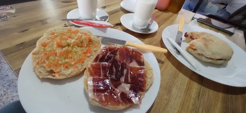 JESUS PEREZ_Venta Matías_Bornos_review