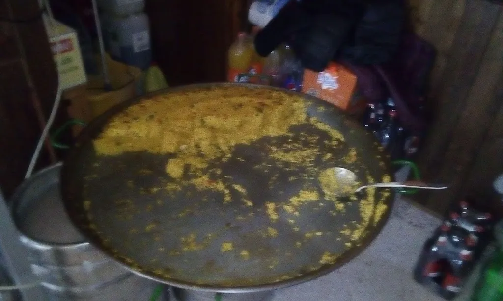 Roberto Temblador_Bar La esquina