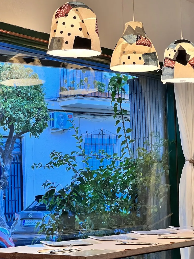 jihen ameur_Nonna Gina Pizzería con Corazón_Arcos de la Frontera_review