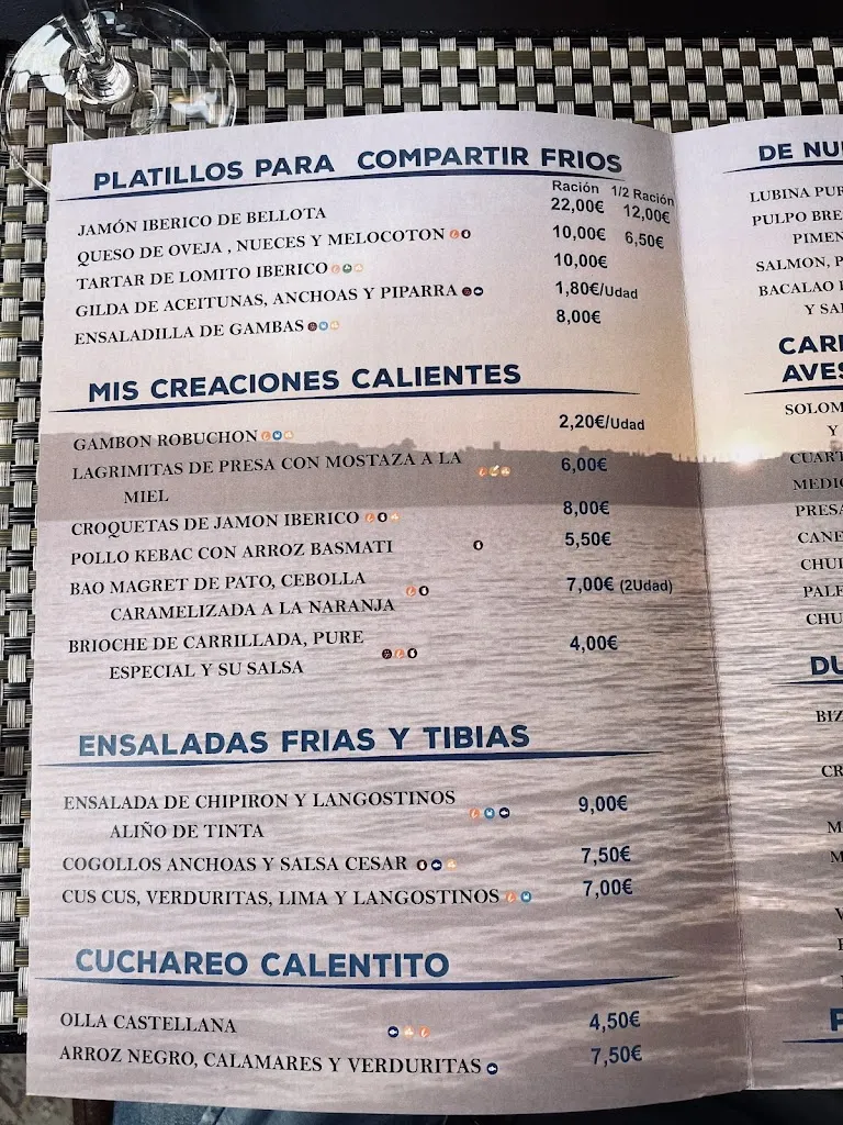 Menu_Restaurante-Asador El Sombrero de Tres Picos_Arcos de la Frontera_image_1