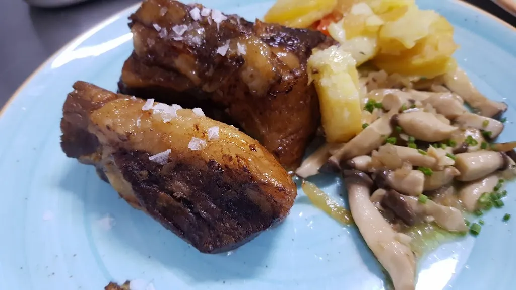 Restaurante-Asador El Sombrero de Tres Picos_Arcos de la Frontera_slider_image_3