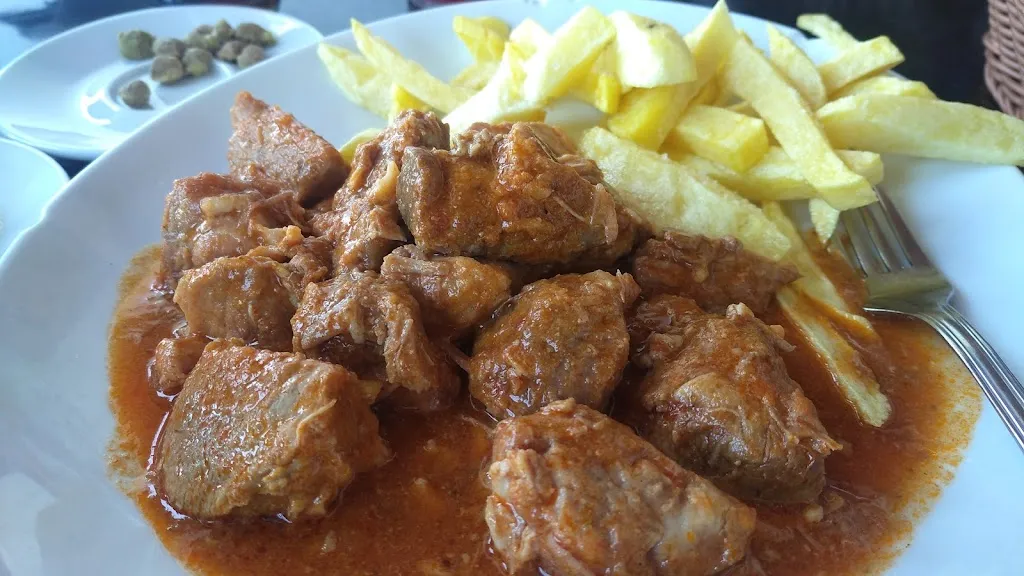 Viktor Kaposi_Venta Mesa Jardín_Arcos de la Frontera_review