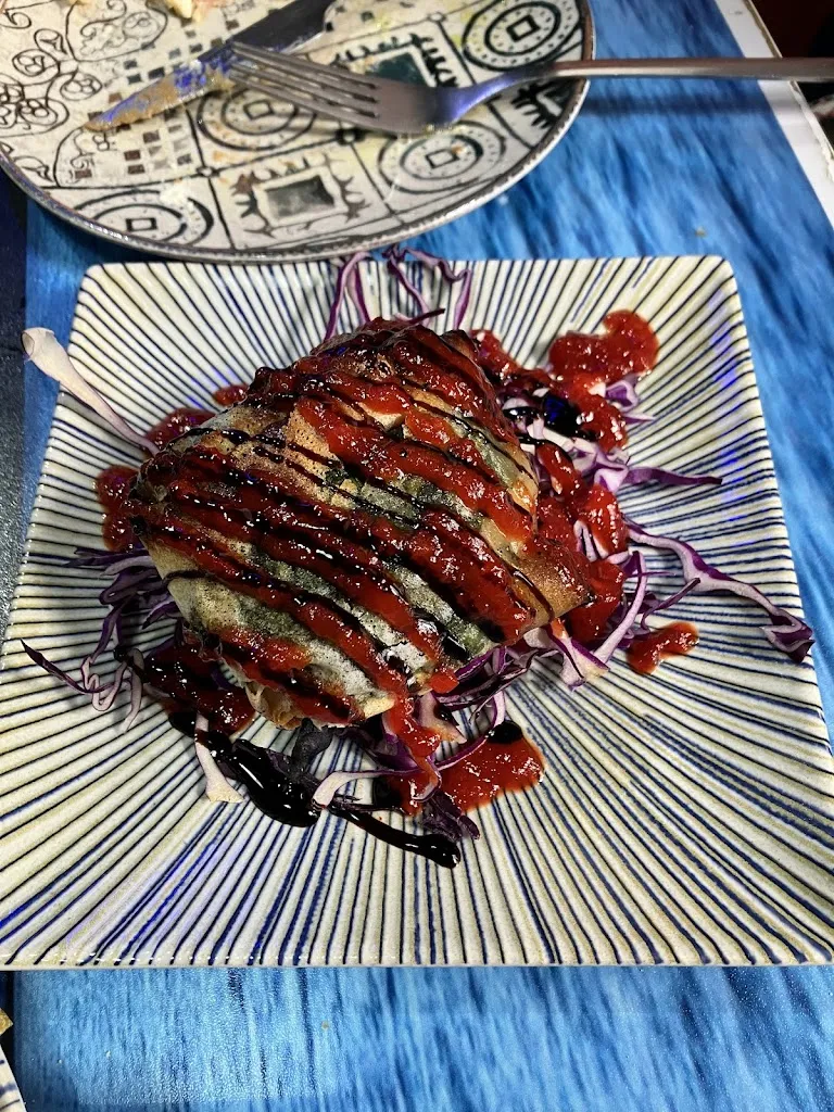 Lindsay MacLeod_Pensión - Bar San Marcos_Arcos de la Frontera_review