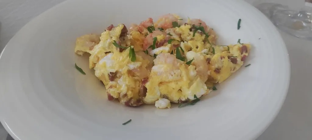 Guadalupe Contreras Rodríguez_El Tropical_Arcos de la Frontera_review