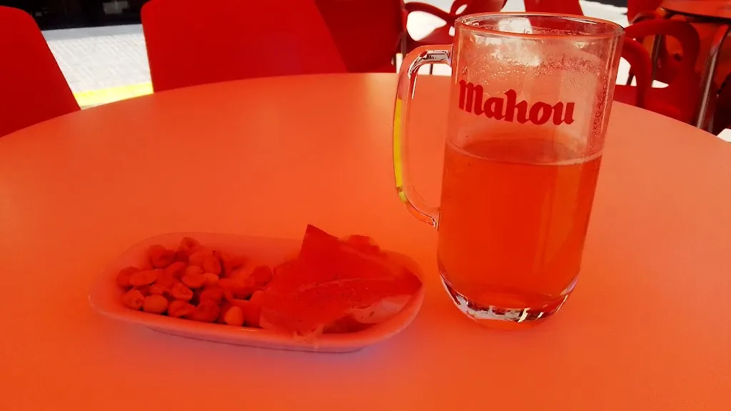 ROSA MARTINEZ_Café Pub 