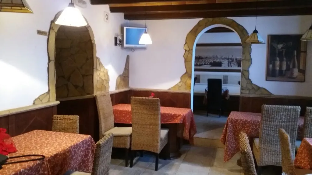 Cafe bar restaurante el puerto de santa maria_Arcos de la Frontera_slider_image_3