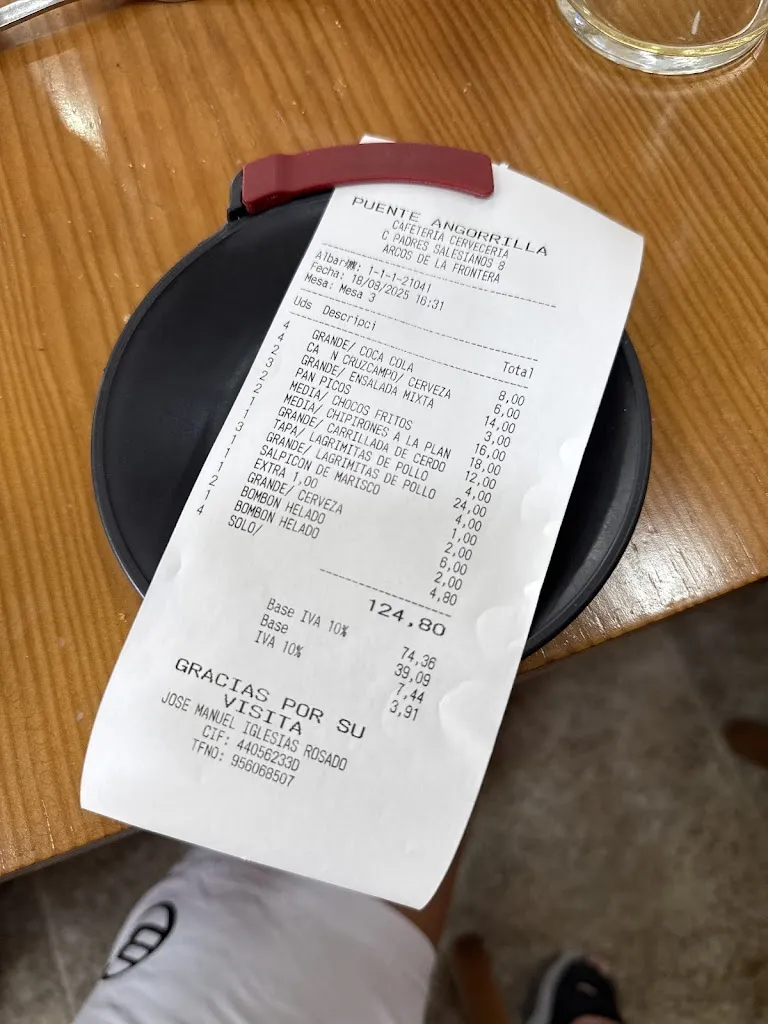 Raúl_Cafeteria Cerveceria Puente de Angorrilla_Arcos de la Frontera_review