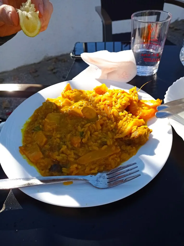 Benito Camelas_Cafeteria Cerveceria Puente de Angorrilla_Arcos de la Frontera_review