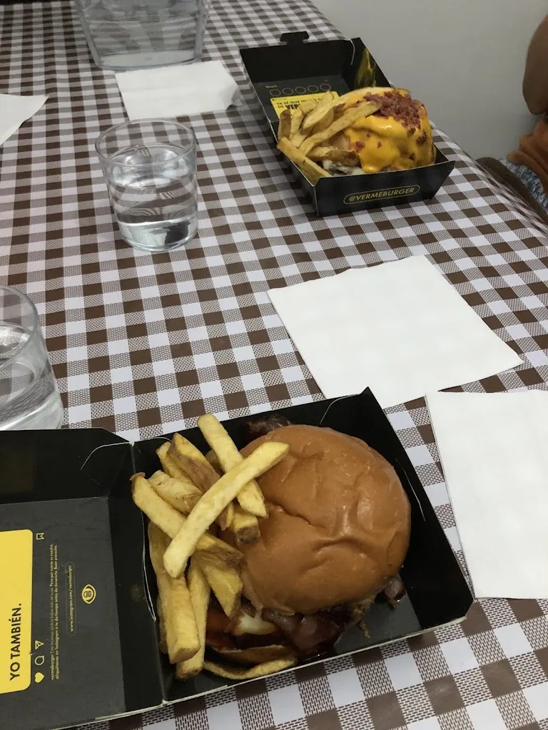 naoxink (Gaby)_VERME BURGER_Arcos de la Frontera_review