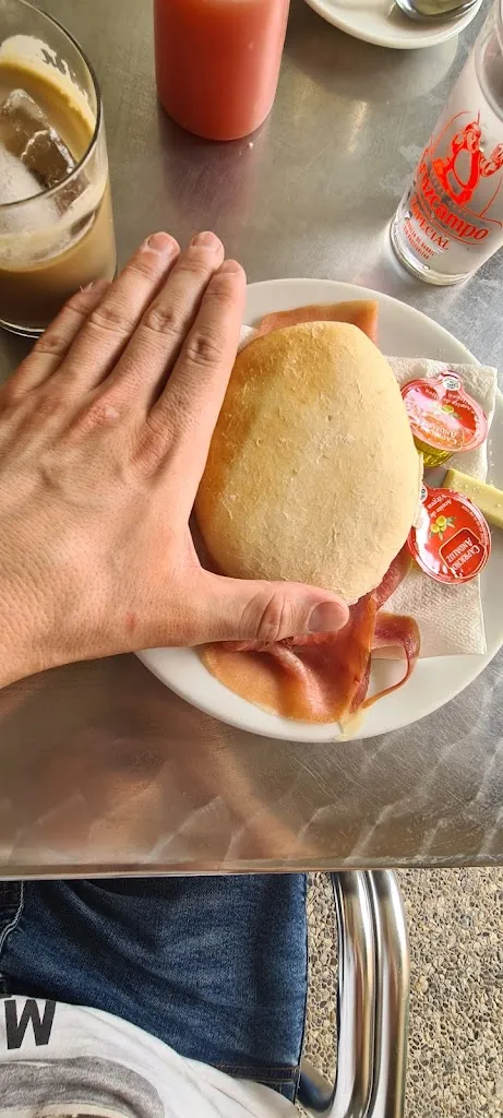 JMS_Bar Andalucía_Arcos de la Frontera_review