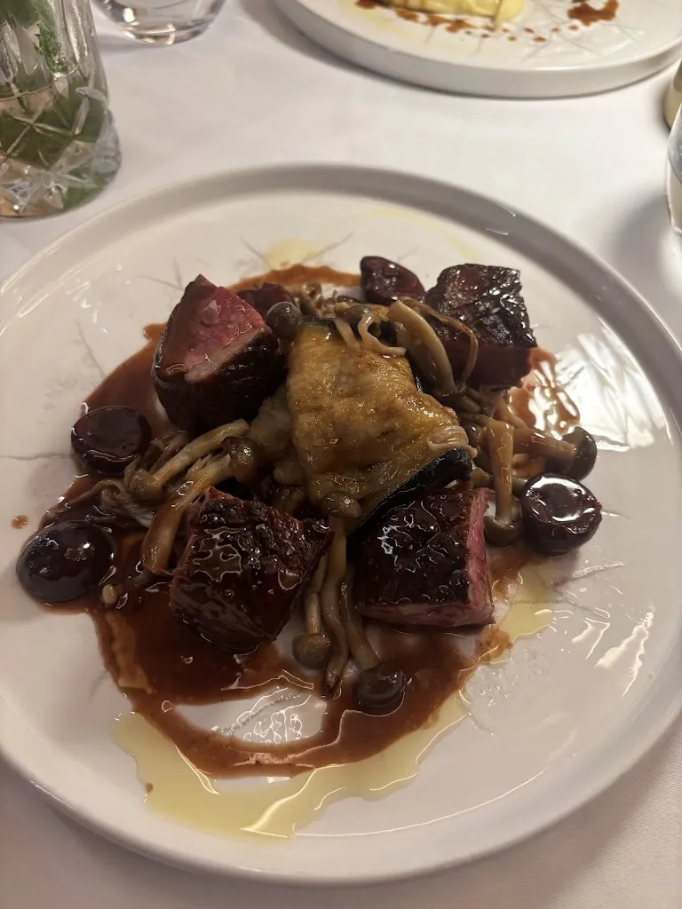 Ares Restaurant_Ares_slider_image_3