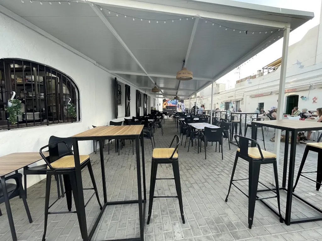 Restaurante 4 veinte Barbate_Barbate_slider_image_1