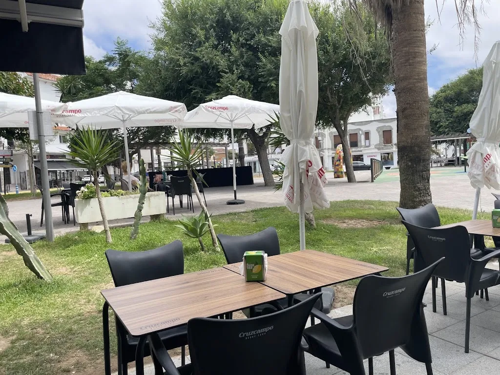 Tapería La Revuelta_Barbate_slider_image_1