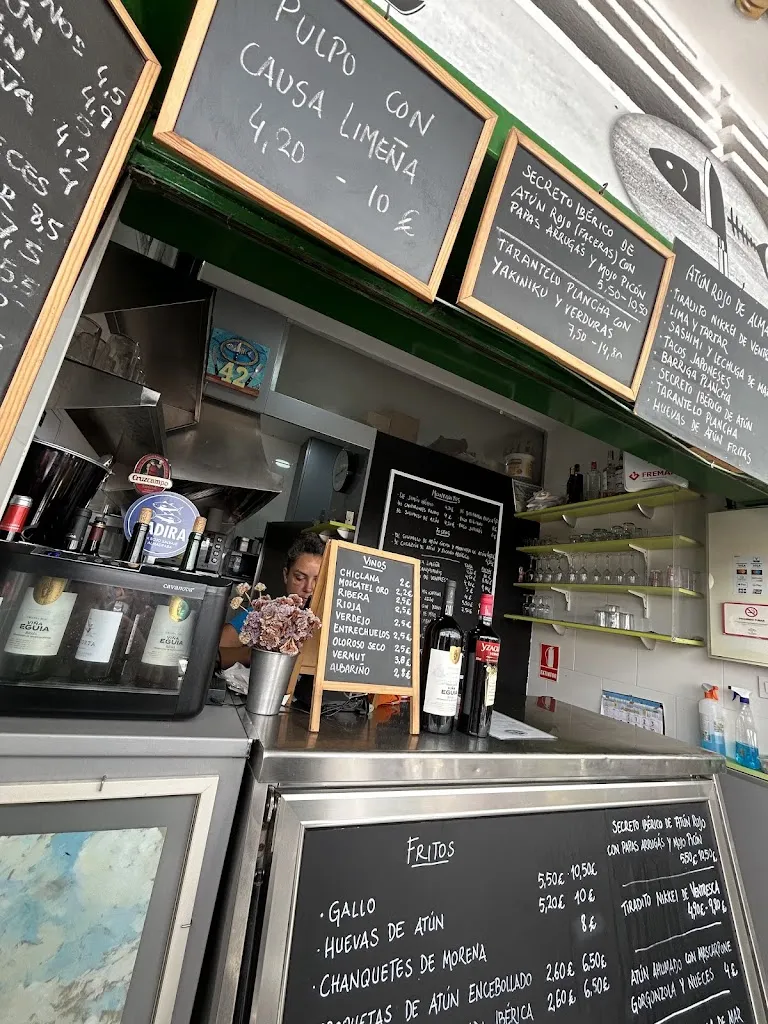 Bar 42 Mercado de abastos Barbate _Barbate_slider_image_3